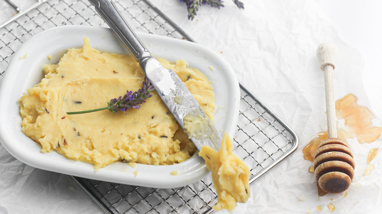 butter with lavender and knife