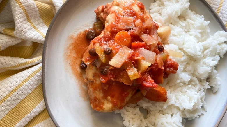 rice, chicken, and tomato sauce