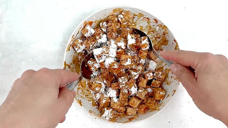 coating tofu in cornstarch