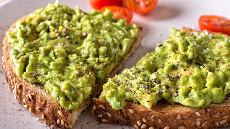 avocado toast with tomatoes