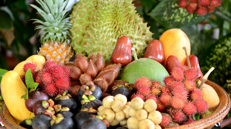 fresh tropical fruit basket