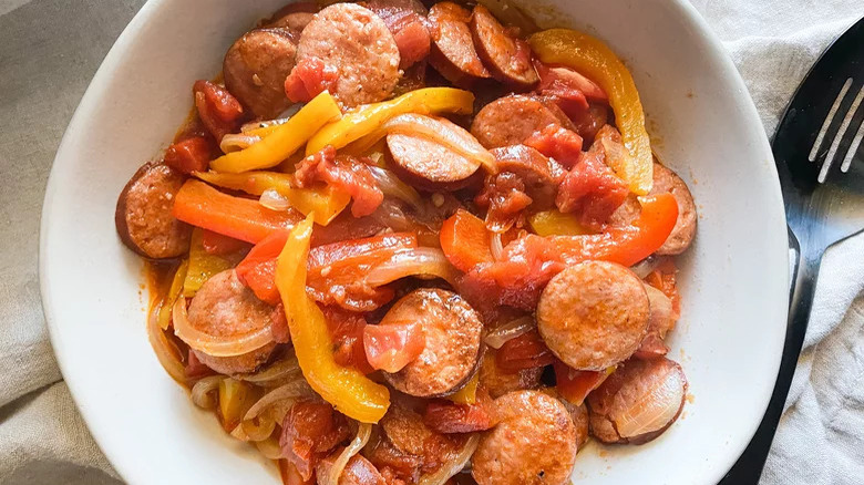 sausages and peppers in bowl