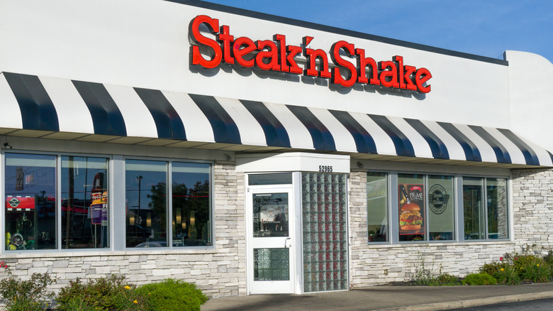 Steak N Shake sandwhich and milkshake