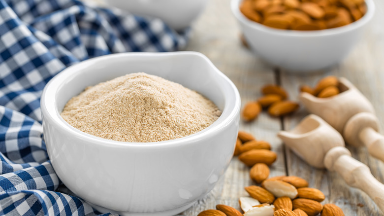 Almond flour and nuts