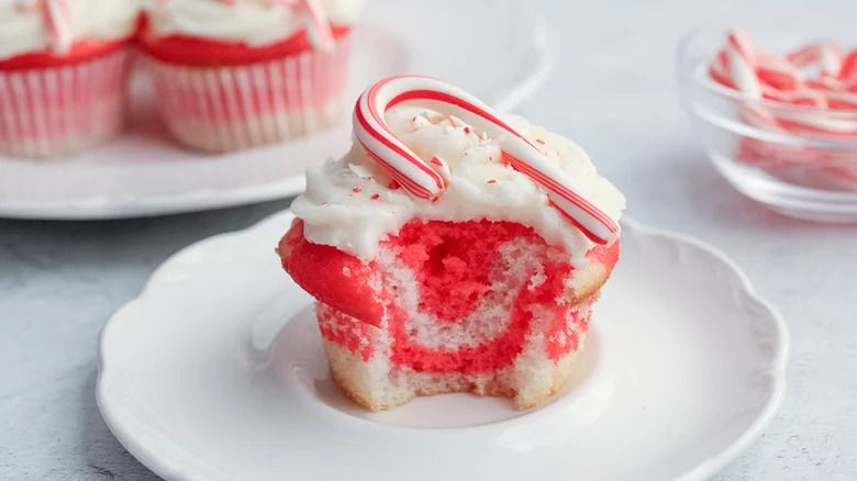 Candy Cane Cupcakes