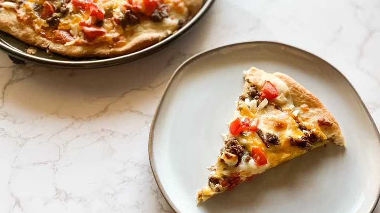 Cheeseburger Pizza