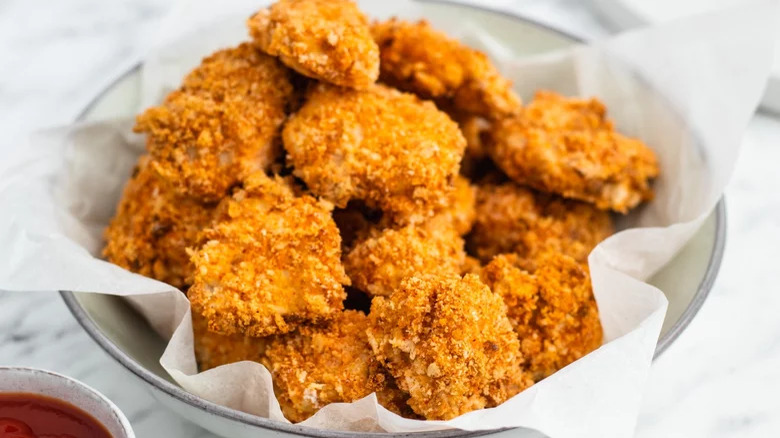 breaded chicken nuggets in bowl