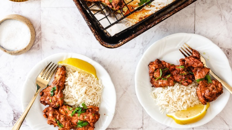 plates of tandoori chicken 