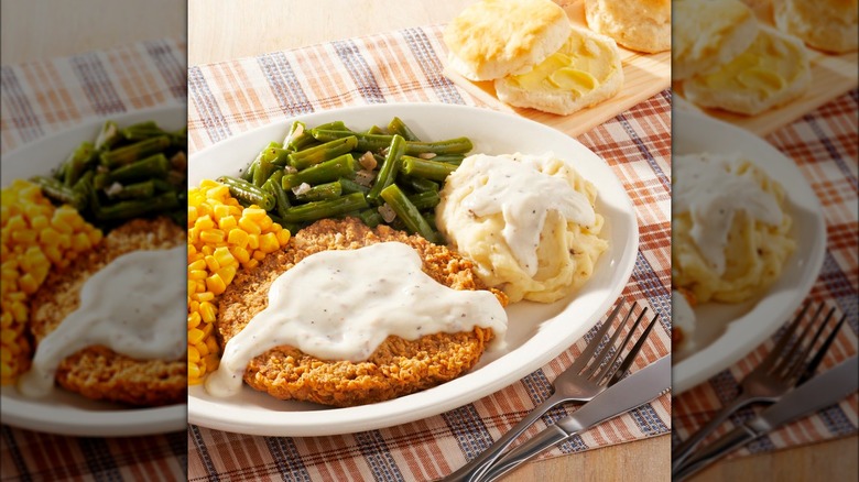 Country fried chicken platter