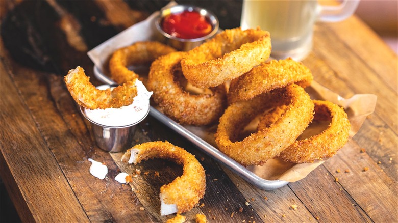 onion rings with ranch