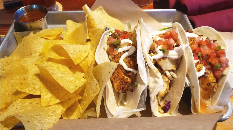 fish tacos with tortilla chips