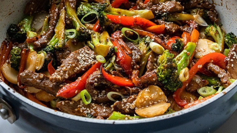 beef with peppers and onions