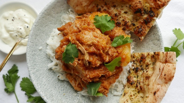 chicken with rice and cilantro