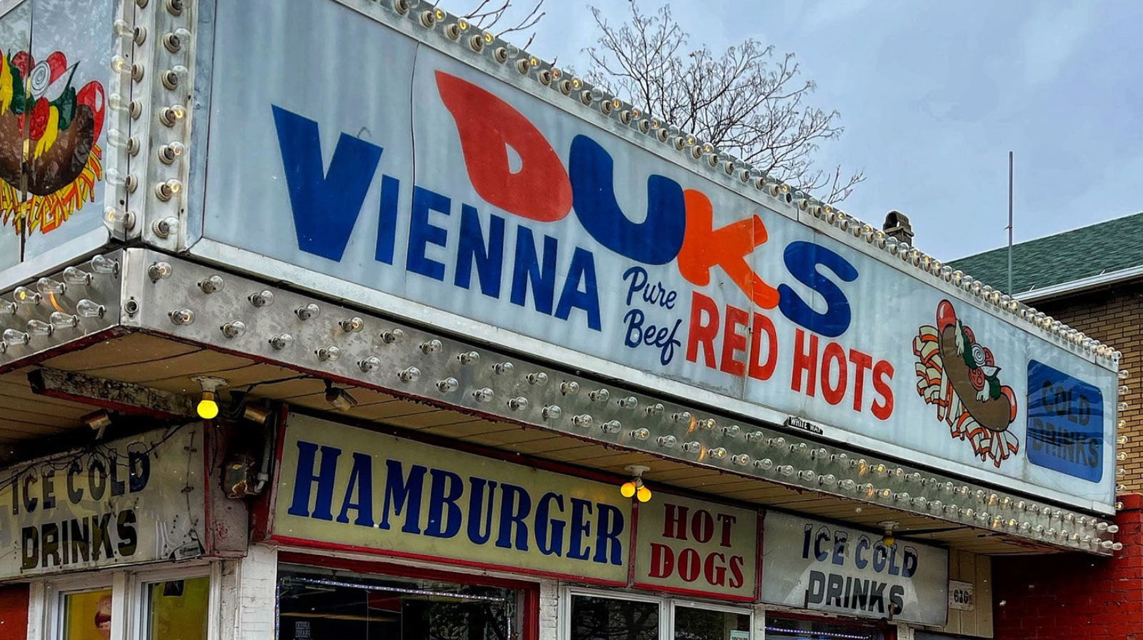 Even Vienna Beef, Chicago's 130-Year-Old Hot Dog Maker, Has Spoofed Wes  Anderson - Eater Chicago