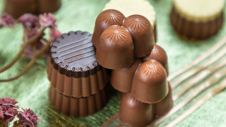round chocolates