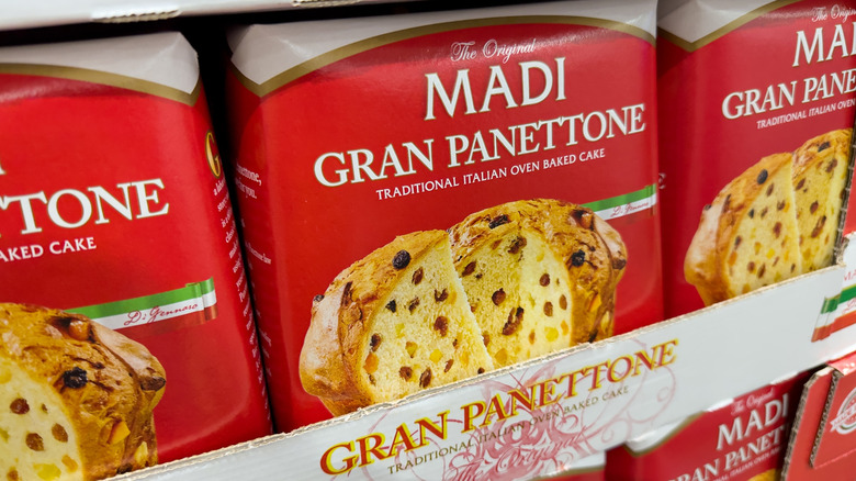 Madi gran panettone on shelf