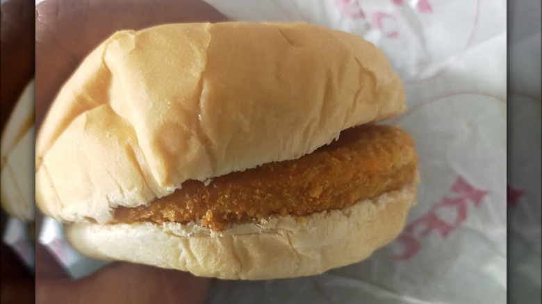 image of lackluster chicken sandwich