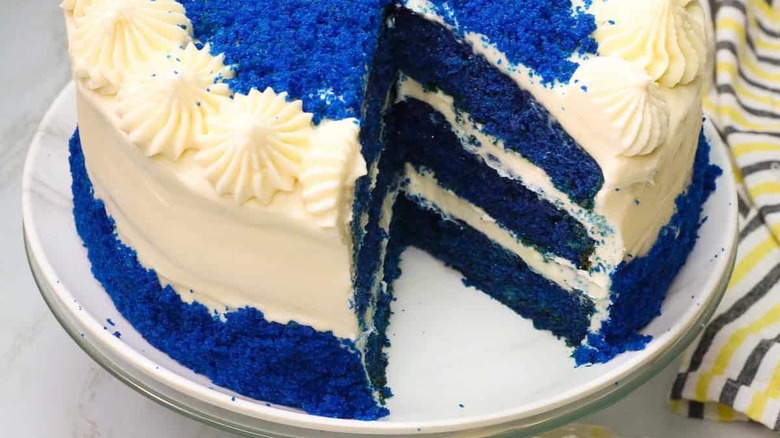 blue velvet cake