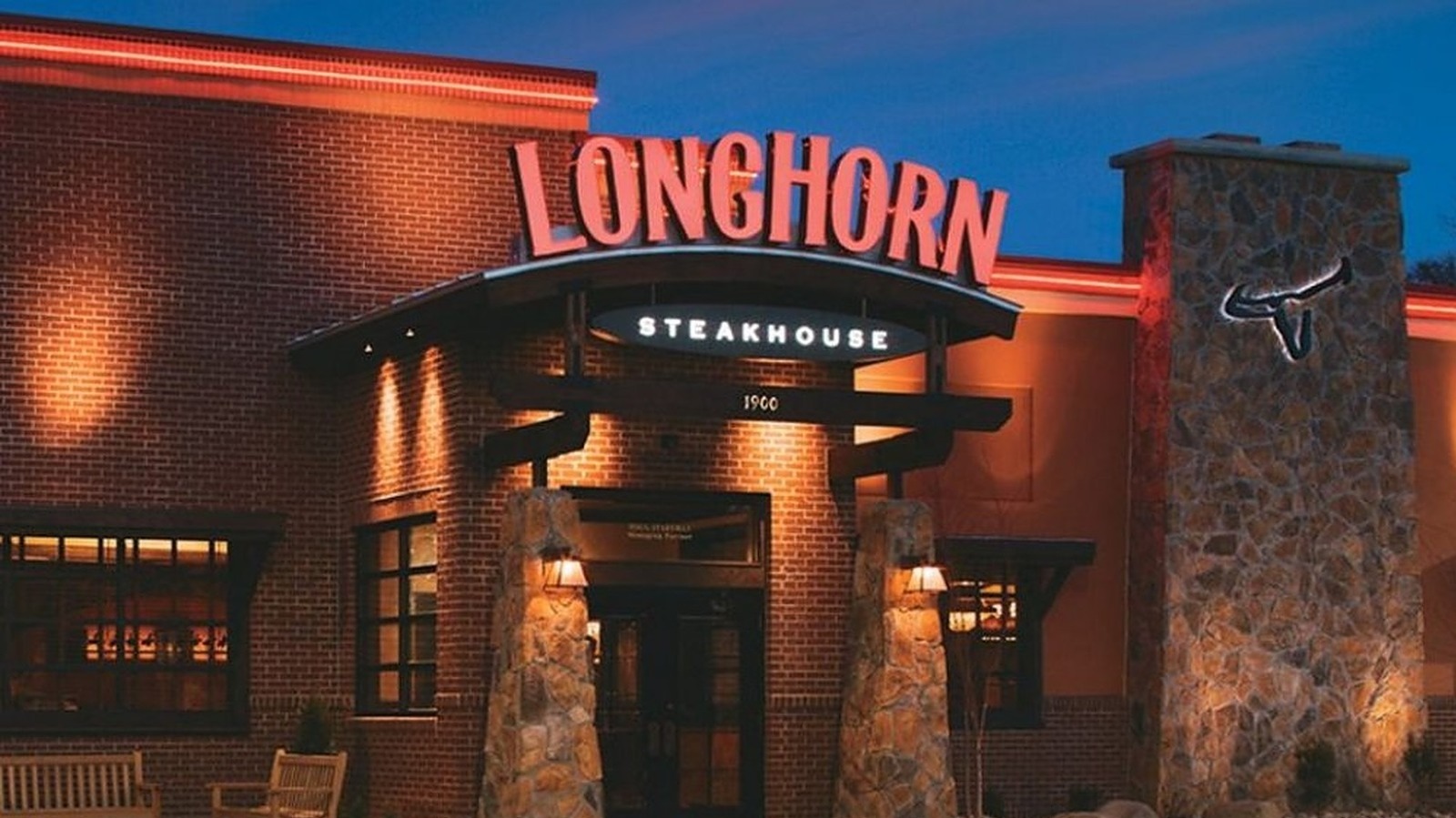 A Snowstorm Saved LongHorn Steakhouse. Here's How