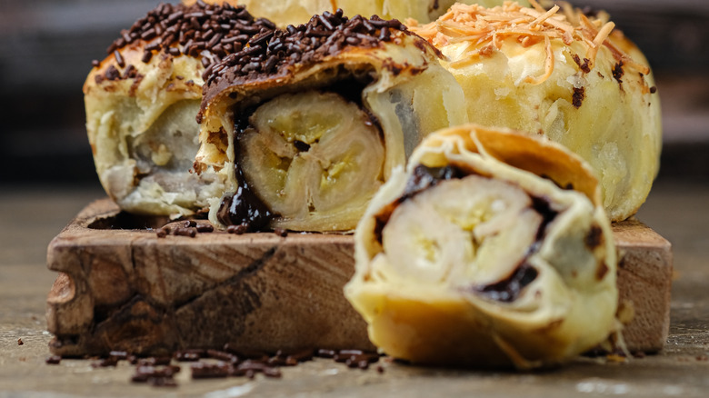 Banana and chocolate puff pastry