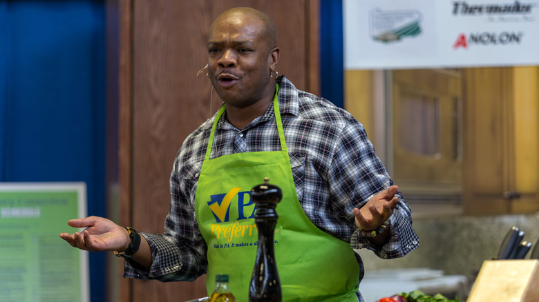 Aaron McCargo Jr. gives cooking demonstration