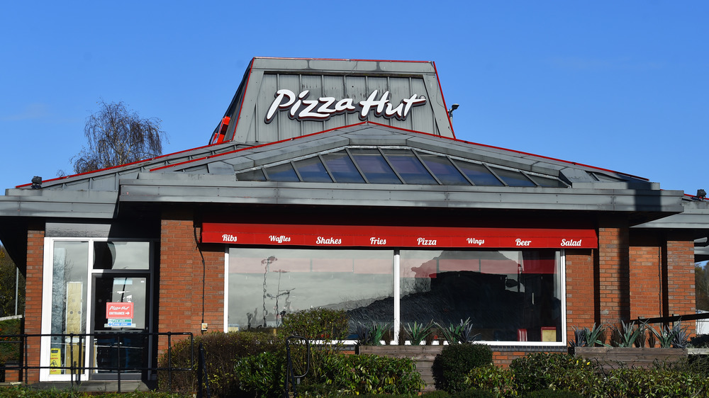 Pizza Hut restaurant