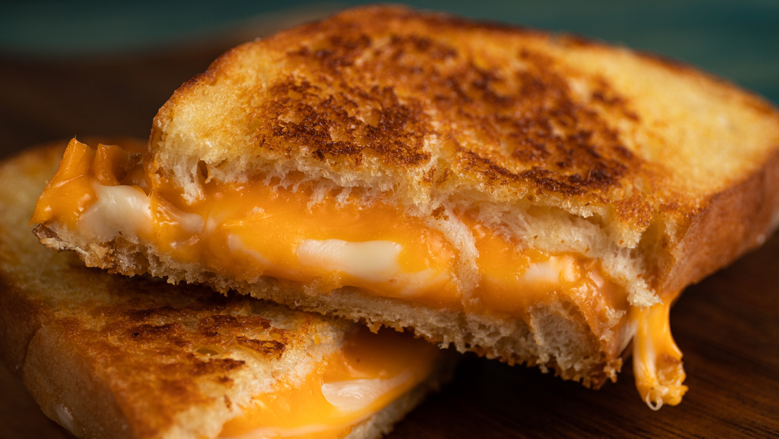 Adding Mustard To Grilled Cheese Is A Chef's Kiss Vibe