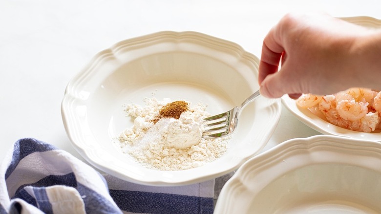 flour and spices in bowl