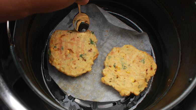 cooking corn fritters air fryer