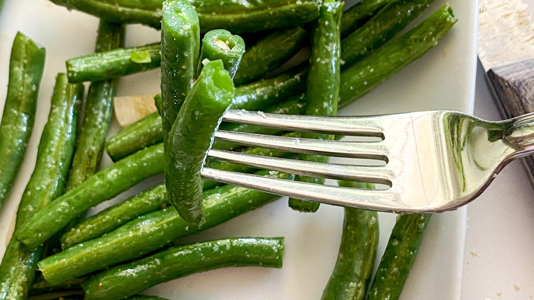 green beans on a fork 