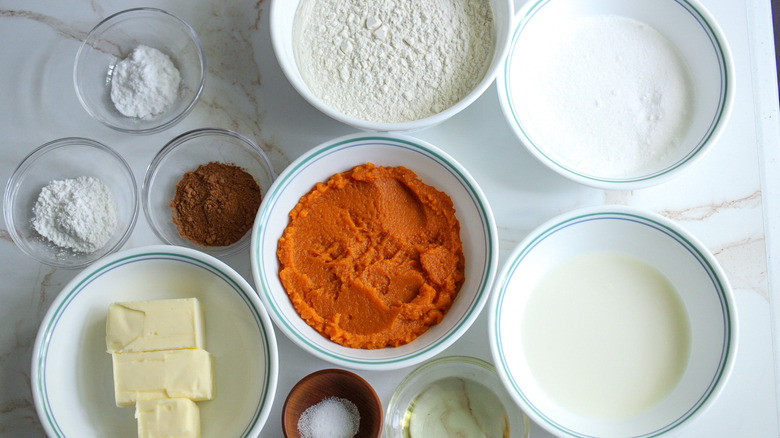 pumpkin donut ingredients 