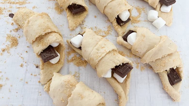 unbaked crescent roll s'mores