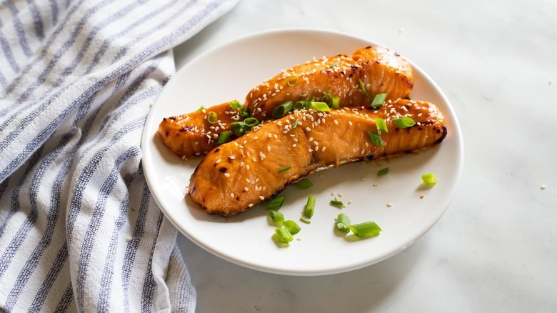 teriyaki salmon on plate