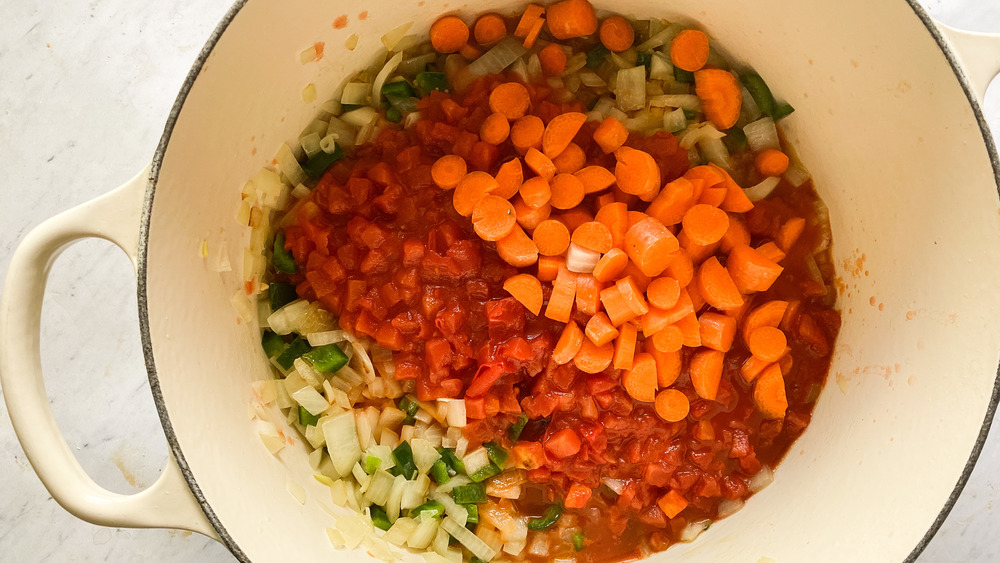 cooking vegetables for albondigas