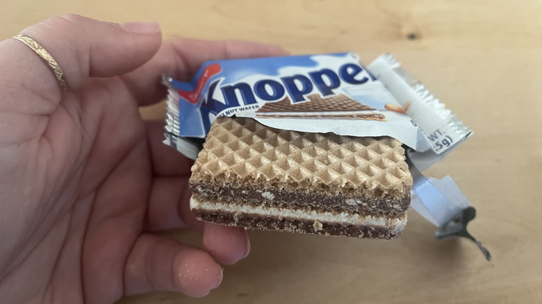 open Knopper chocolate wafer bar