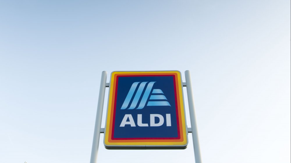 Aldi sign