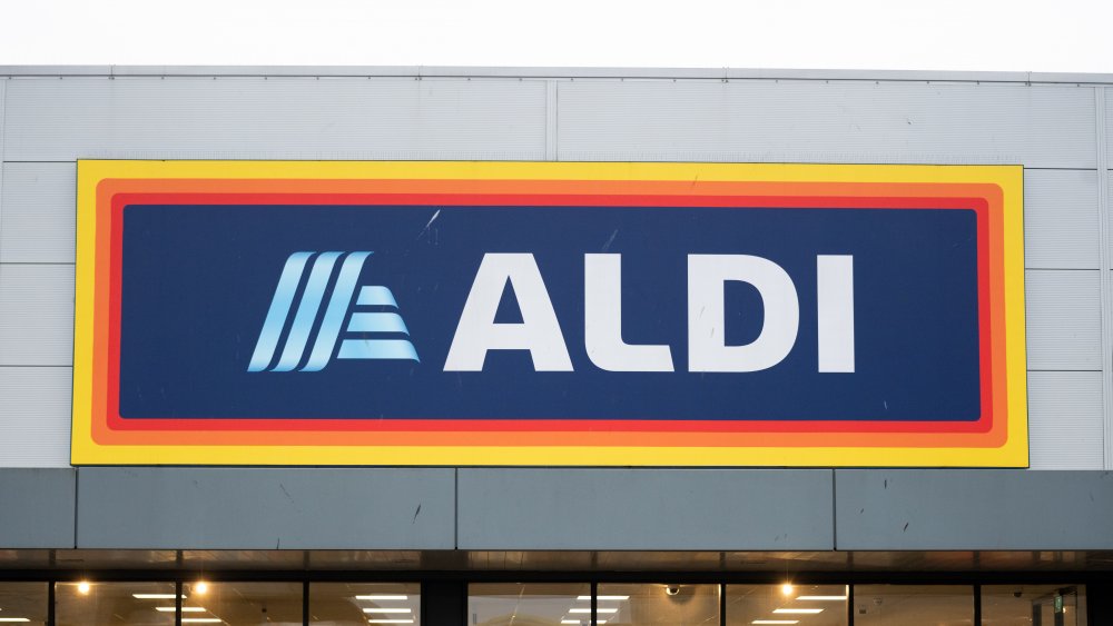 aldi store sign