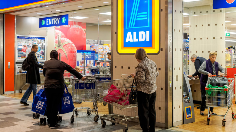 People shopping at an Aldi