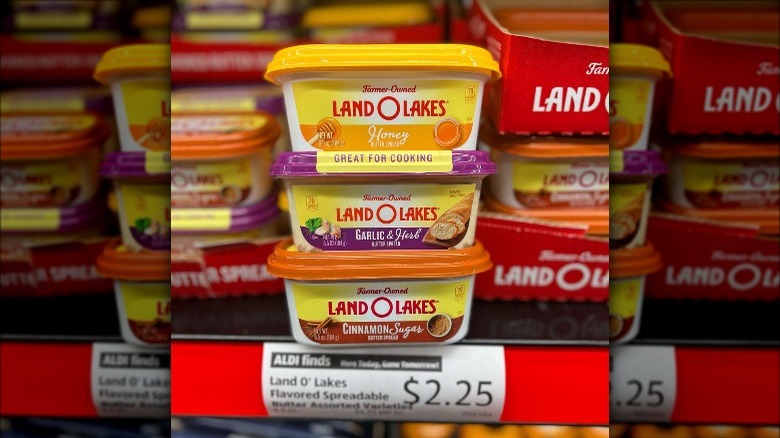 Land O'Lakes butter spread