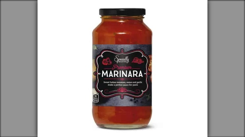 Aldi Specially Selected marinara sauce jar