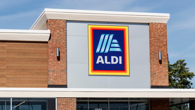 Aldi storefront