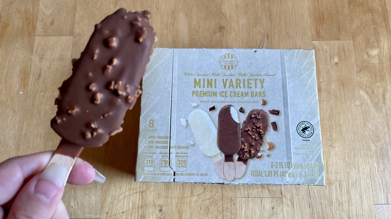 mini ice cream bar 