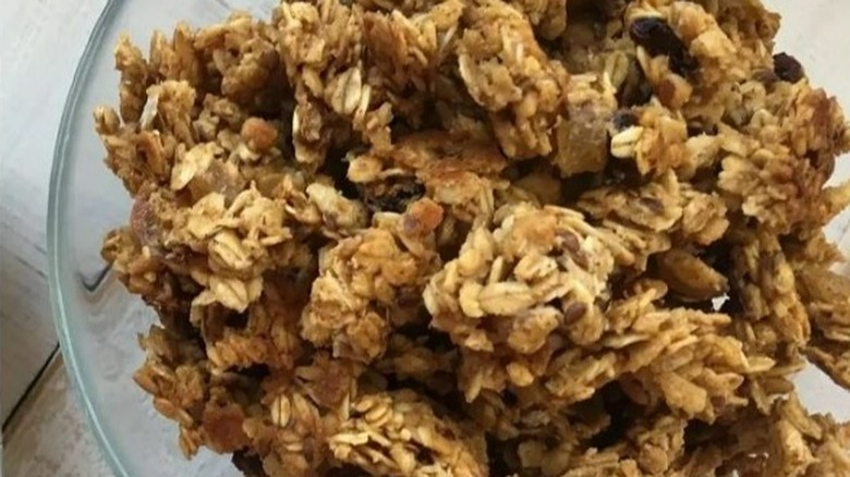 Cranberry ginger granola clusters