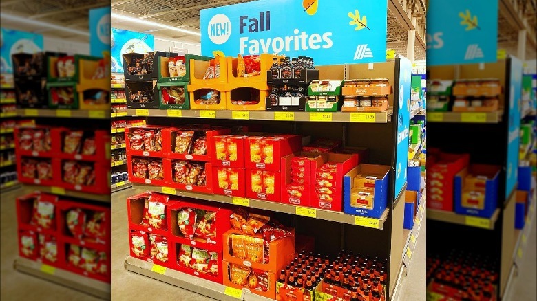 Aldi Fall Favorites food display 