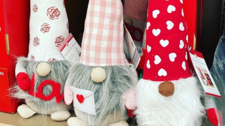 Aldi Valentine's Day gnomes