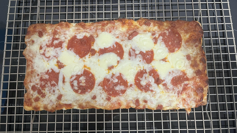 Aldi's mozzarella pepperoni flatbread