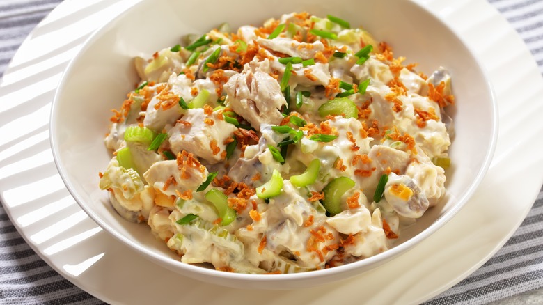 Chicken salad with sour cream 