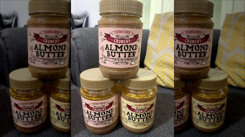 trader ooe's crunchy almond butter