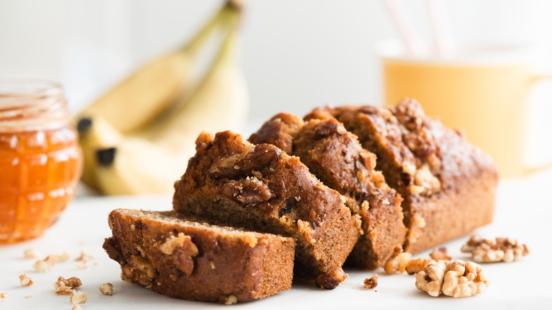 Banana walnut bread