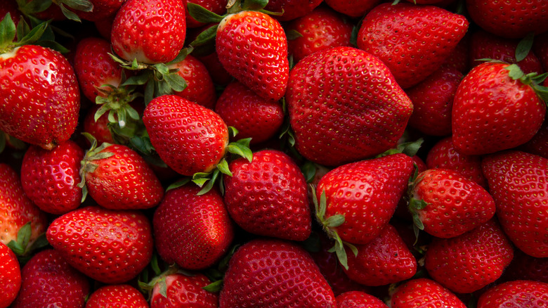 A bunch of strawberries